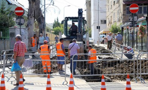 Ujesjellesit 17 mld leke borxhe ndaj OSHEE: Propozohet rritje e cmimit te ujit